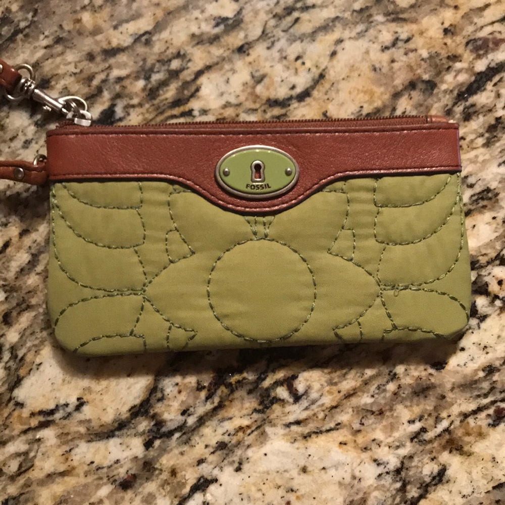 Fossil Wristlet